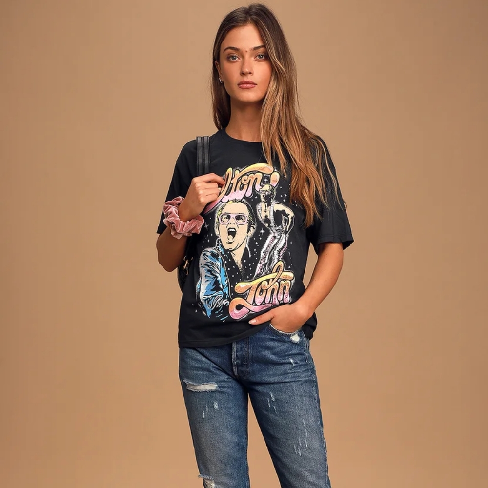 Elton John On Stage Daydreamer Tee